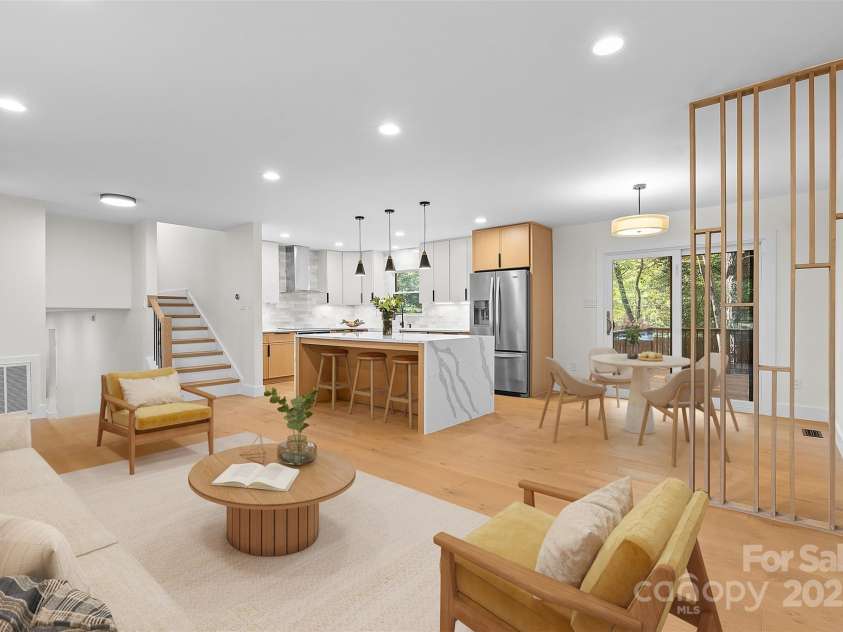 509 Selkirk Place, Charlotte, NC 28270.  MLS# CAR4307082, YatesRealty ID 13200. 