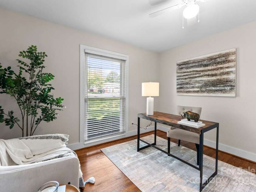1700 Emerywood Drive, Charlotte, NC 28210.  MLS# CAR4257039, YatesRealty ID 13201. 