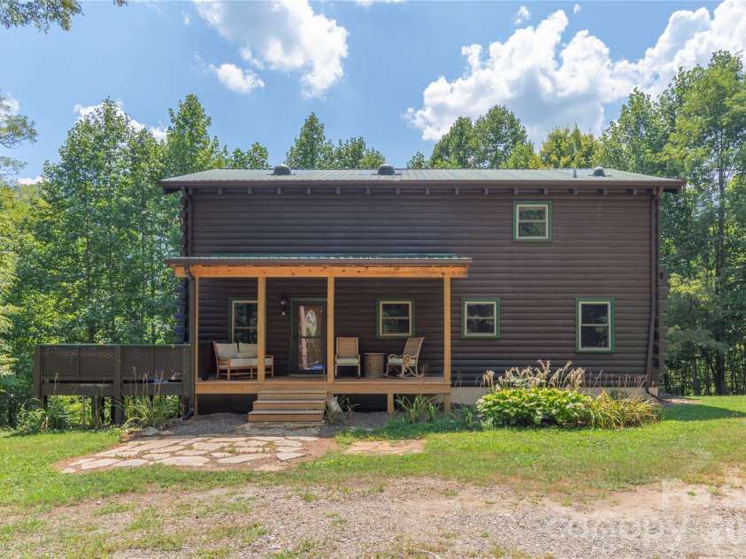 40 Shook Cove Road, Leicester, NC 28748.  MLS# CAR4339815, YatesRealty ID 13201. 