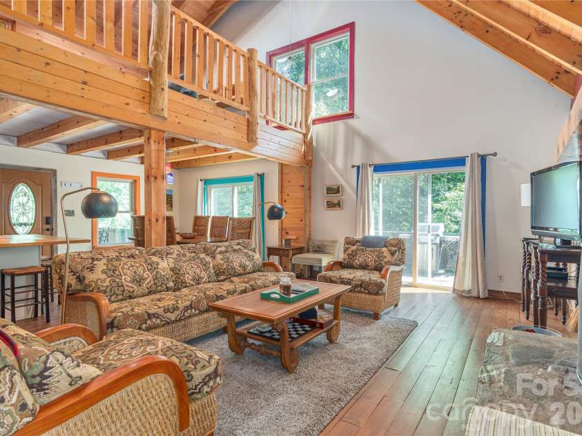 40 Shook Cove Road, Leicester, NC 28748.  MLS# CAR4339815, YatesRealty ID 13201. 