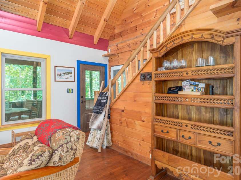40 Shook Cove Road, Leicester, NC 28748.  MLS# CAR4339815, YatesRealty ID 13201. 