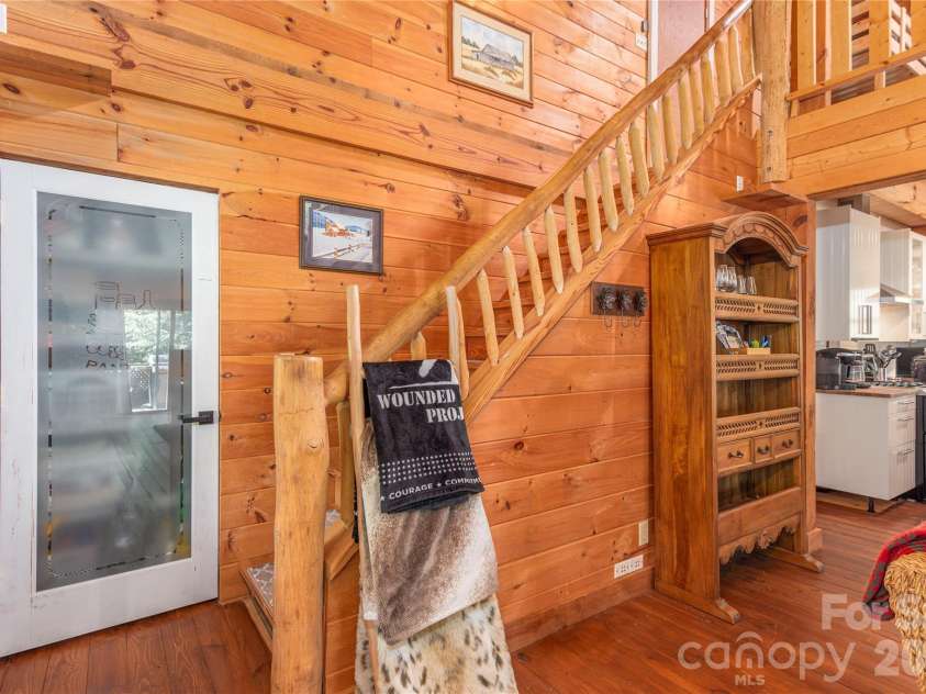 40 Shook Cove Road, Leicester, NC 28748.  MLS# CAR4339815, YatesRealty ID 13201. 