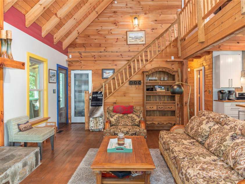 40 Shook Cove Road, Leicester, NC 28748.  MLS# CAR4339815, YatesRealty ID 13201. 