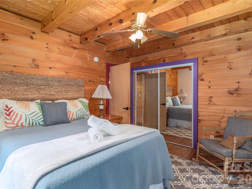 40 Shook Cove Road, Leicester, NC 28748.  MLS# CAR4339815, YatesRealty ID 13201. 