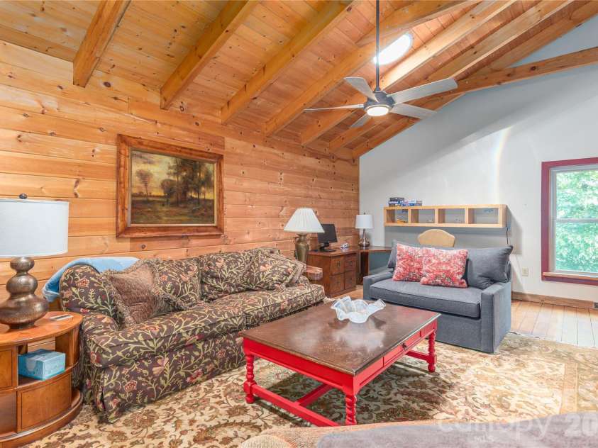 40 Shook Cove Road, Leicester, NC 28748.  MLS# CAR4339815, YatesRealty ID 13201. 