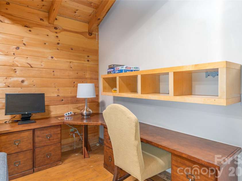 40 Shook Cove Road, Leicester, NC 28748.  MLS# CAR4339815, YatesRealty ID 13201. 