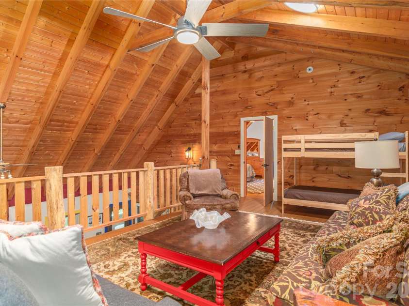 40 Shook Cove Road, Leicester, NC 28748.  MLS# CAR4339815, YatesRealty ID 13201. 