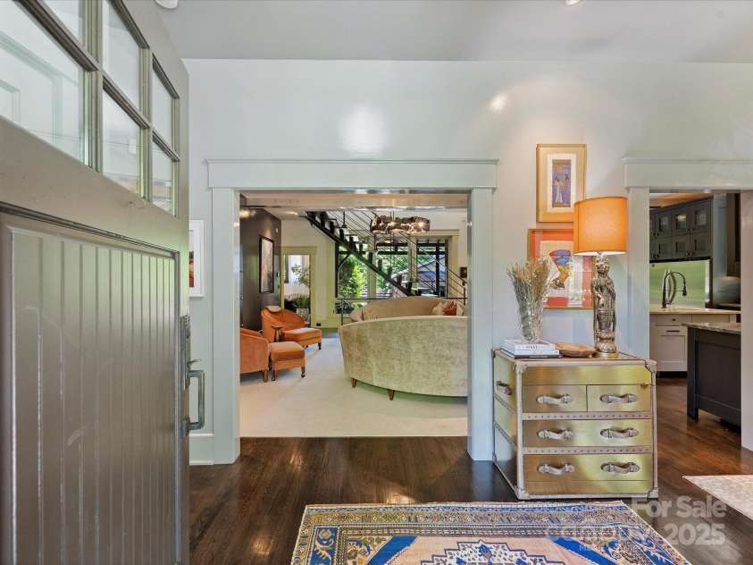 1413 Devon Drive, Charlotte, NC 28209.  MLS# CAR4253248, YatesRealty ID 13202. 