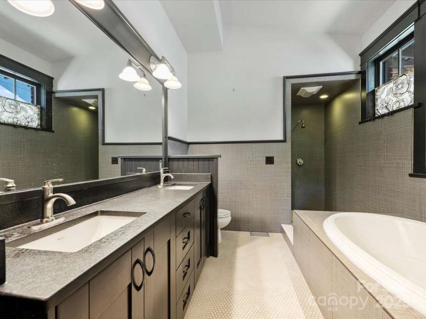 1413 Devon Drive, Charlotte, NC 28209.  MLS# CAR4253248, YatesRealty ID 13202. 
