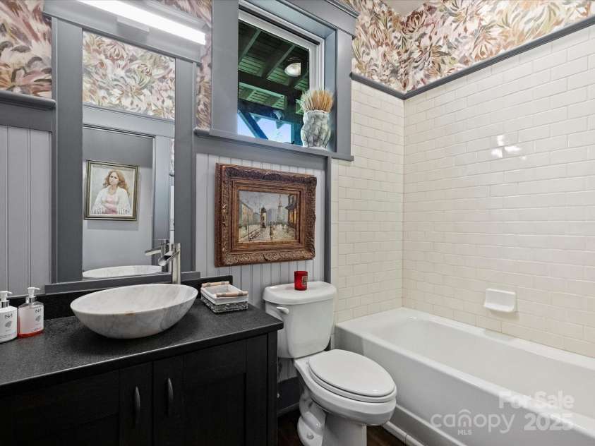 1413 Devon Drive, Charlotte, NC 28209.  MLS# CAR4253248, YatesRealty ID 13202. 