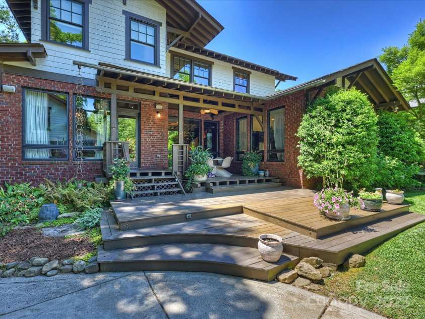1413 Devon Drive, Charlotte, NC 28209.  MLS# CAR4253248, YatesRealty ID 13202. 