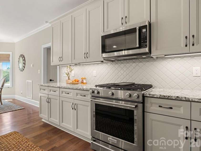 2463 Bridle Court, Lincolnton, NC 28092.  MLS# CAR4370380, YatesRealty ID 13203. 