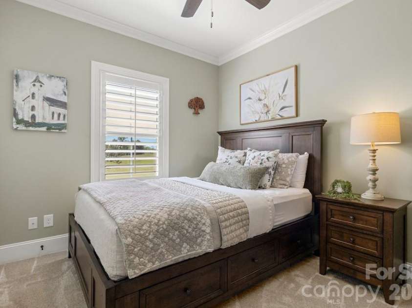 2463 Bridle Court, Lincolnton, NC 28092.  MLS# CAR4370380, YatesRealty ID 13203. 