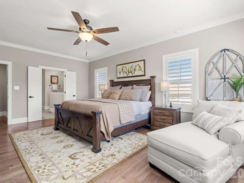 2463 Bridle Court, Lincolnton, NC 28092.  MLS# CAR4370380, YatesRealty ID 13203. 