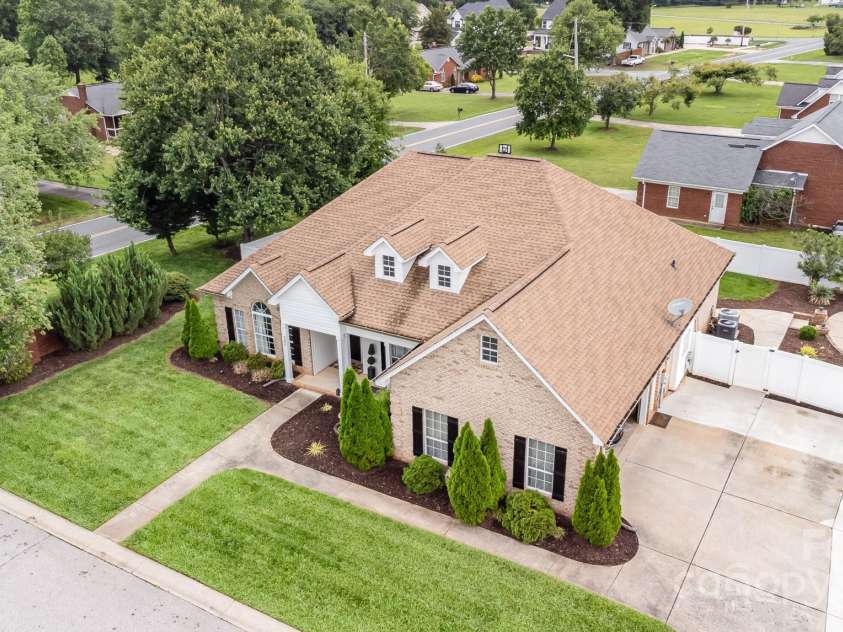 4406 Atkinson Way, Monroe, NC 28110.  MLS# CAR4259044, YatesRealty ID 13203. 