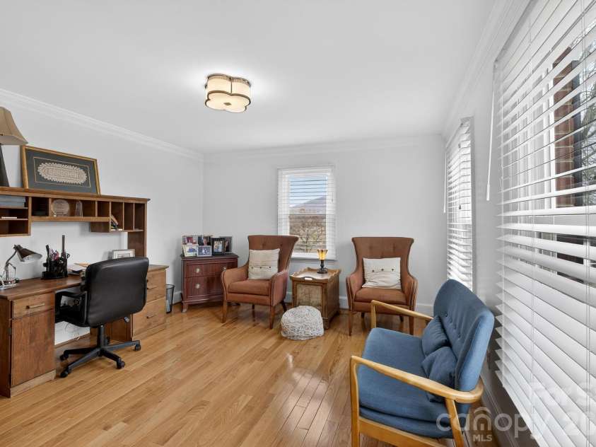 885 Beverly Circle, Lenoir, NC 28645.  MLS# CAR4361813, YatesRealty ID 13204. 