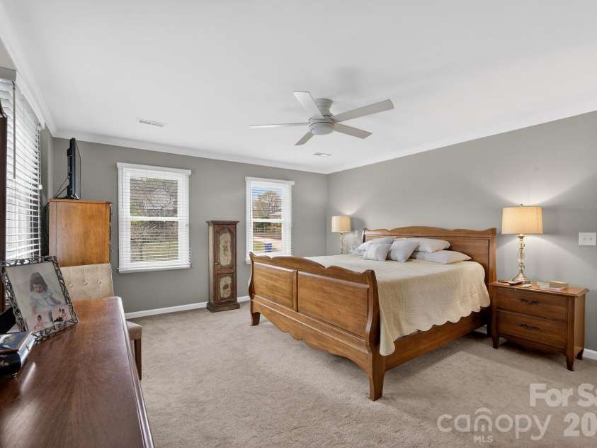 885 Beverly Circle, Lenoir, NC 28645.  MLS# CAR4361813, YatesRealty ID 13204. 