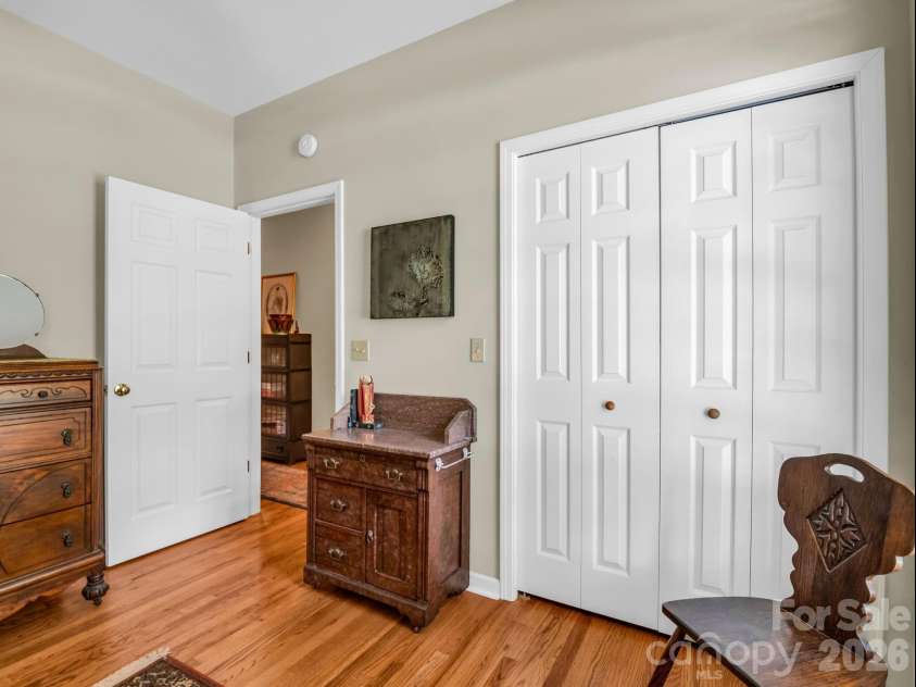 21 Kanuga Forest Drive, Hendersonville, NC 28739.  MLS# CAR4350082, YatesRealty ID 13208. 
