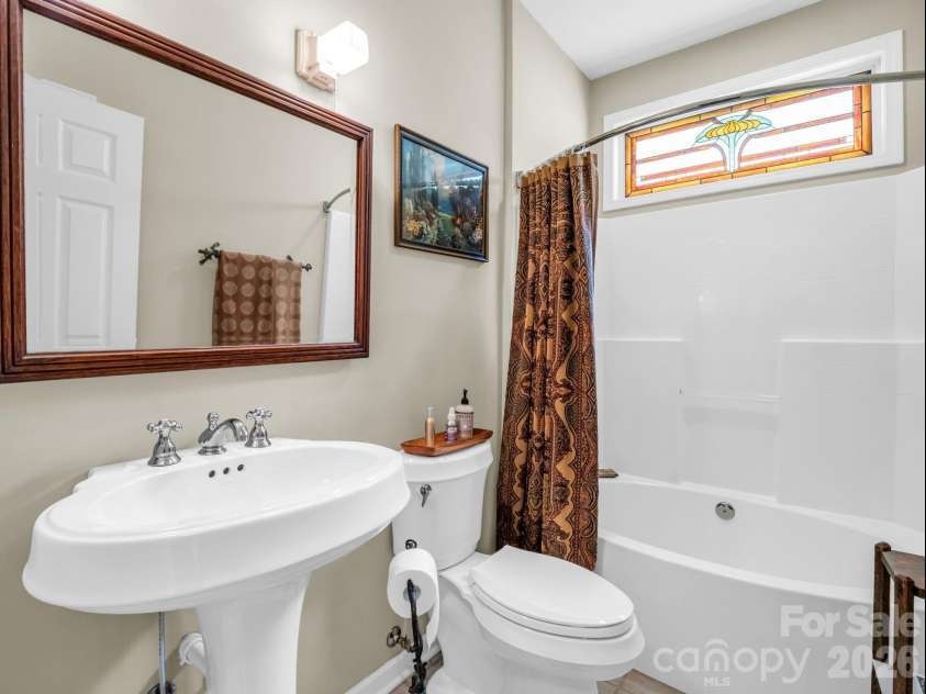 21 Kanuga Forest Drive, Hendersonville, NC 28739.  MLS# CAR4350082, YatesRealty ID 13208. 