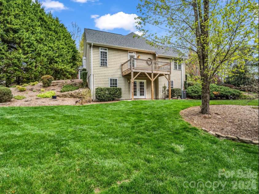 21 Kanuga Forest Drive, Hendersonville, NC 28739.  MLS# CAR4350082, YatesRealty ID 13208. 