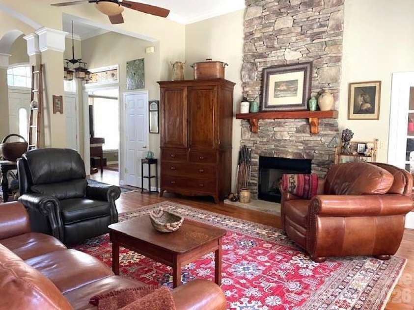 21 Kanuga Forest Drive, Hendersonville, NC 28739.  MLS# CAR4350082, YatesRealty ID 13208. 