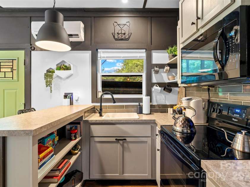 787 Ridge Road, Marion, NC 28752.  MLS# CAR4257578, YatesRealty ID 13209. MAC - Kitchen with plenty of storage!