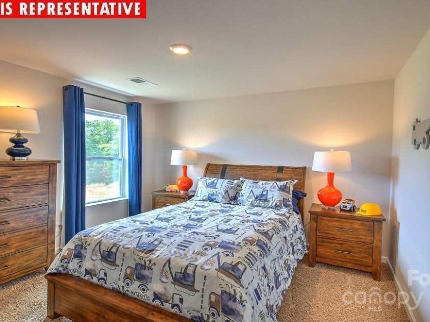11205 Cardinal Creek Avenue, Charlotte, NC 28215.  MLS# CAR4224365, YatesRealty ID 1321. 