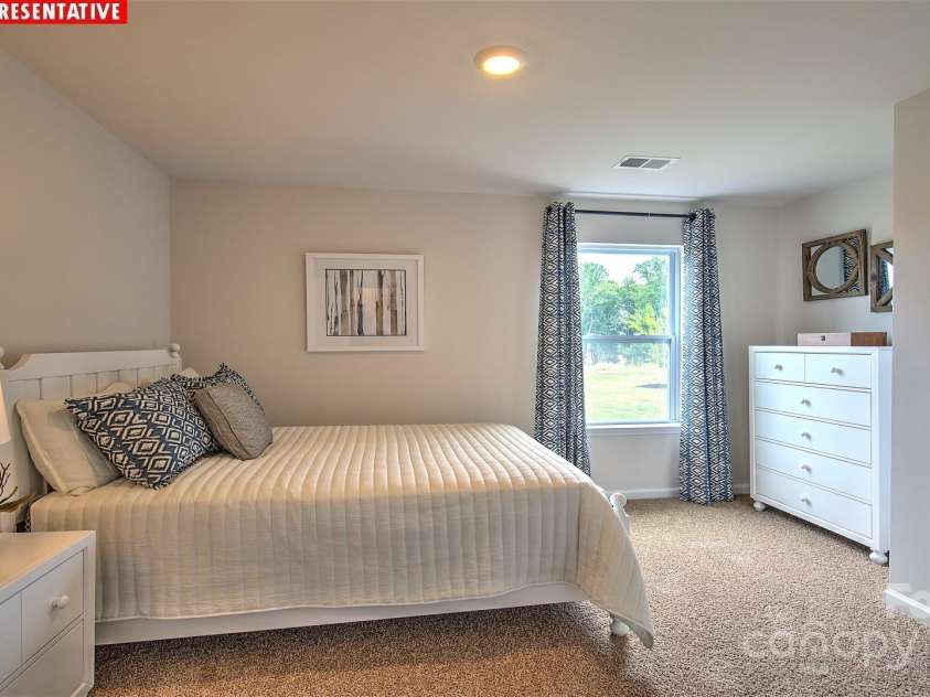 11205 Cardinal Creek Avenue, Charlotte, NC 28215.  MLS# CAR4224365, YatesRealty ID 1321. 