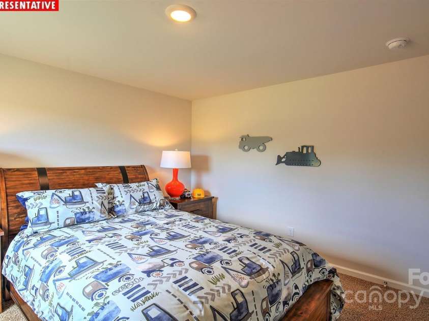11205 Cardinal Creek Avenue, Charlotte, NC 28215.  MLS# CAR4224365, YatesRealty ID 1321. 