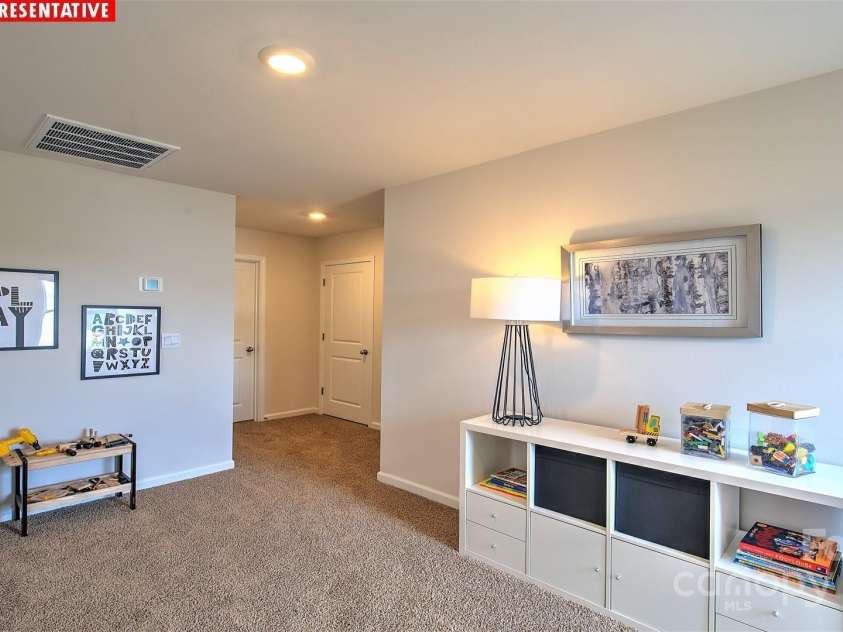 11205 Cardinal Creek Avenue, Charlotte, NC 28215.  MLS# CAR4224365, YatesRealty ID 1321. 
