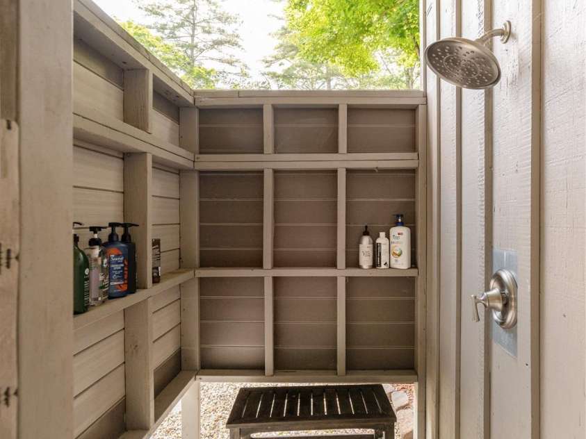 30 Fairway Drive, Etowah, NC 28729.  MLS# CAR4342625, YatesRealty ID 1321. Outdoor shower