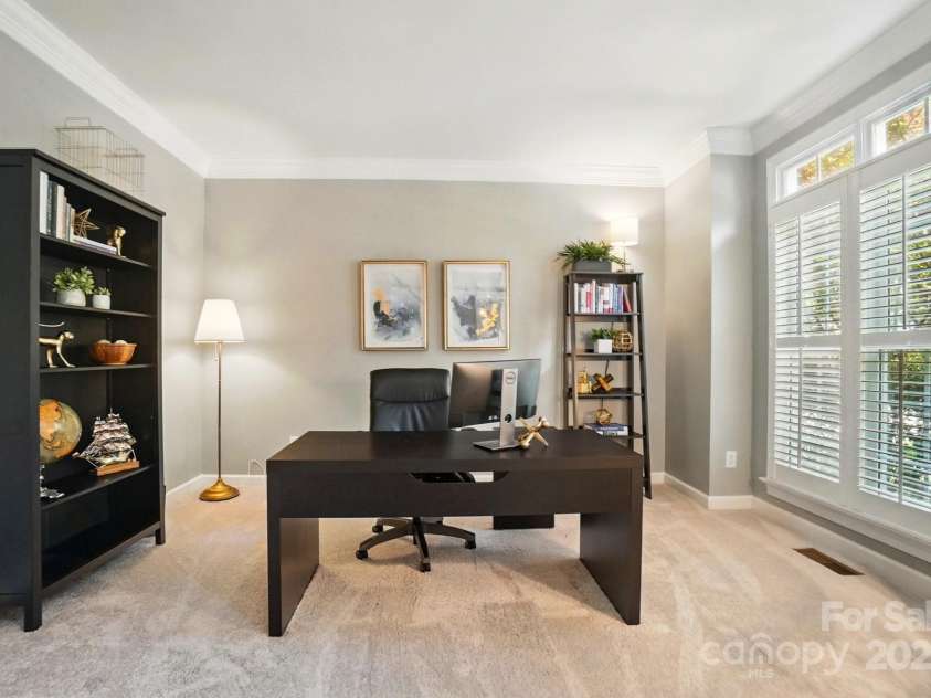 7722 Garnkirk Drive, Huntersville, NC 28078.  MLS# CAR4252536, YatesRealty ID 13210. 