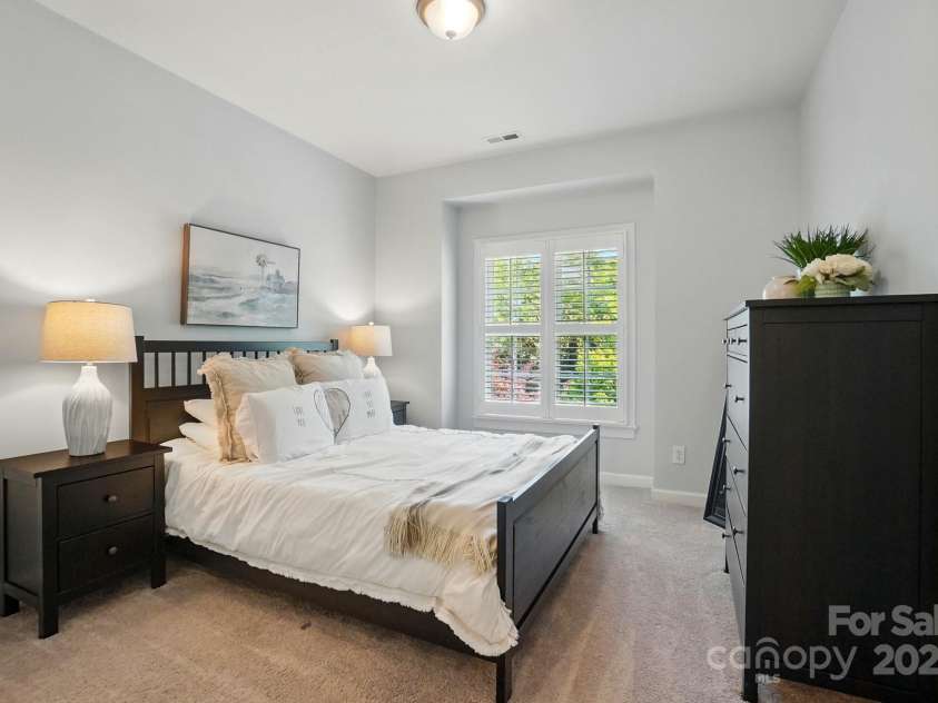7722 Garnkirk Drive, Huntersville, NC 28078.  MLS# CAR4252536, YatesRealty ID 13210. 