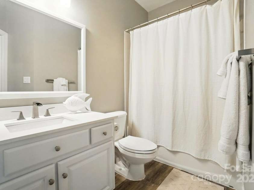 7722 Garnkirk Drive, Huntersville, NC 28078.  MLS# CAR4252536, YatesRealty ID 13210. 