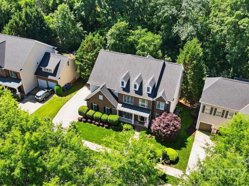 7722 Garnkirk Drive, Huntersville, NC 28078.  MLS# CAR4252536, YatesRealty ID 13210. 
