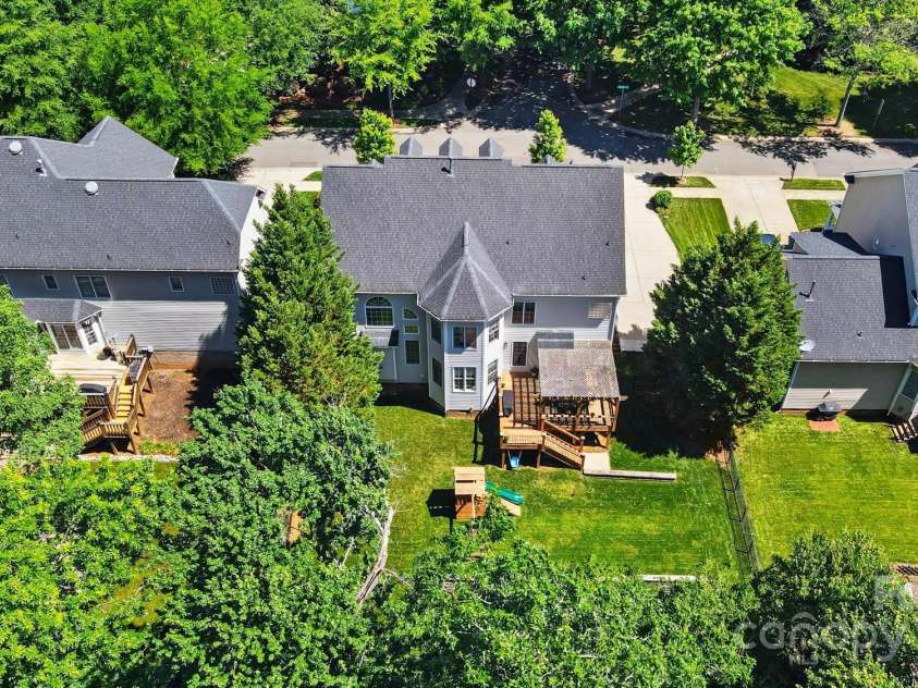 7722 Garnkirk Drive, Huntersville, NC 28078.  MLS# CAR4252536, YatesRealty ID 13210. 