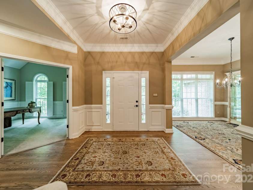 4033 Weddington Manor Court, Matthews, NC 28104.  MLS# CAR4252103, YatesRealty ID 13212. 