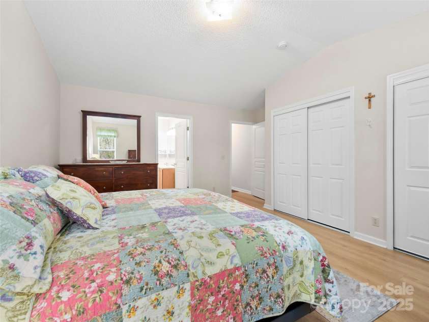 3901 Wood Duck Way, Hendersonville, NC 28792.  MLS# CAR4328986, YatesRealty ID 13213. 