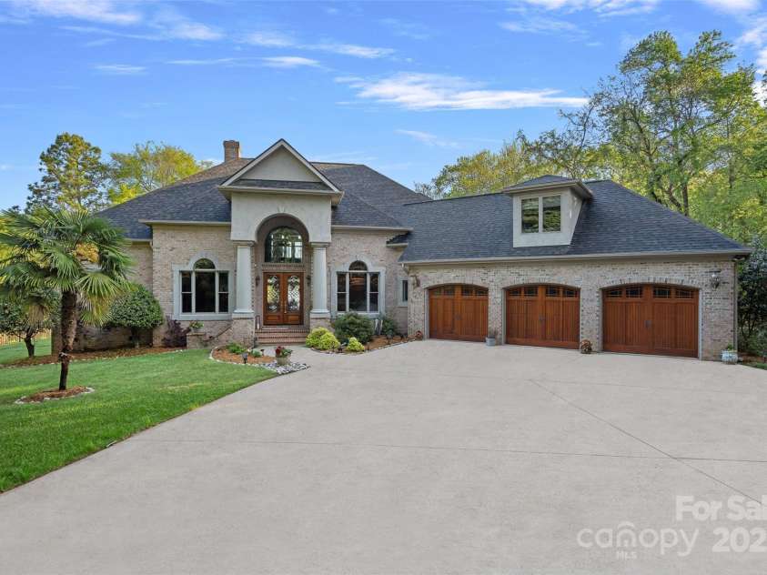 3917 Acacia Road, York, SC 29745.  MLS# CAR4216389, YatesRealty ID 13213. 