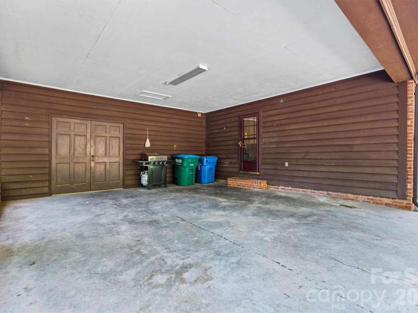 10035 Little Creek Road, Mint Hill, NC 28227.  MLS# CAR4364690, YatesRealty ID 13216. 