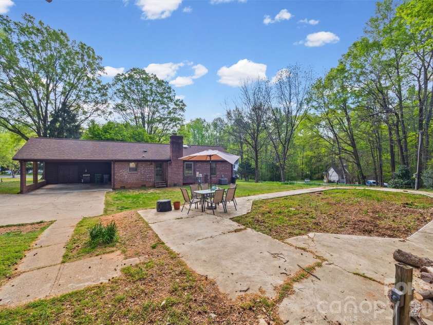 10035 Little Creek Road, Mint Hill, NC 28227.  MLS# CAR4364690, YatesRealty ID 13216. 