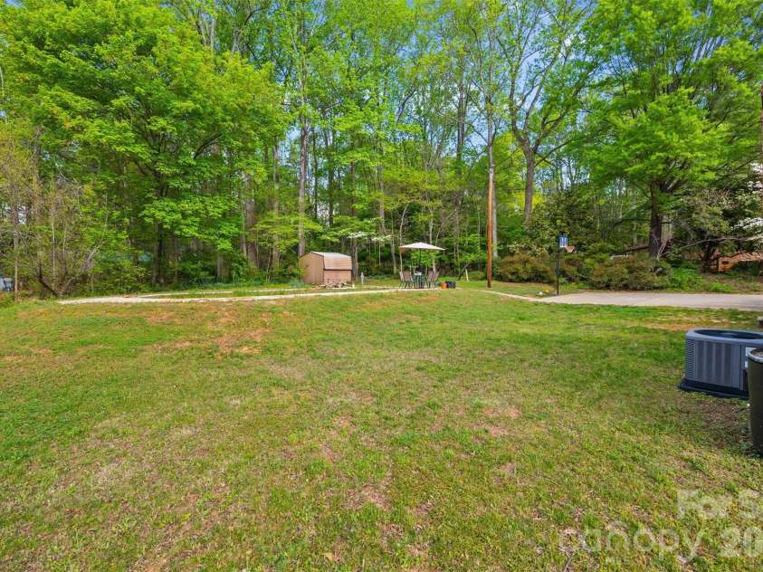 10035 Little Creek Road, Mint Hill, NC 28227.  MLS# CAR4364690, YatesRealty ID 13216. 