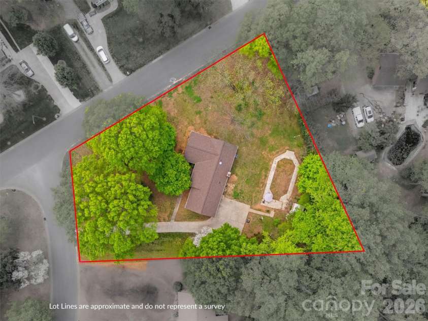 10035 Little Creek Road, Mint Hill, NC 28227.  MLS# CAR4364690, YatesRealty ID 13216. 