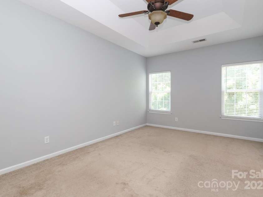 729 Naramore Street, Davidson, NC 28036.  MLS# CAR4280784, YatesRealty ID 13216. 