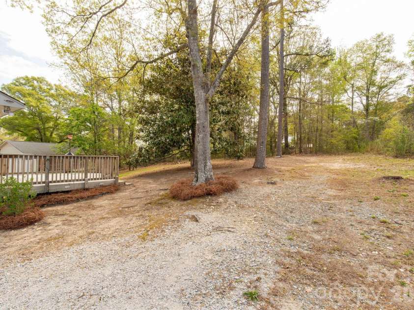 2220 Ross Cauthen Road, Lancaster, SC 29720.  MLS# CAR4362780, YatesRealty ID 13217. 
