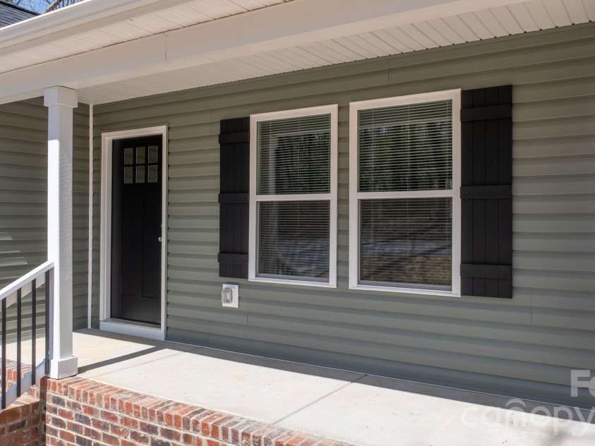 102 Kitchings Drive, Valdese, NC 28690.  MLS# CAR4363724, YatesRealty ID 13218. 