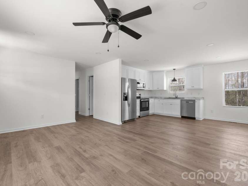102 Kitchings Drive, Valdese, NC 28690.  MLS# CAR4363724, YatesRealty ID 13218. 