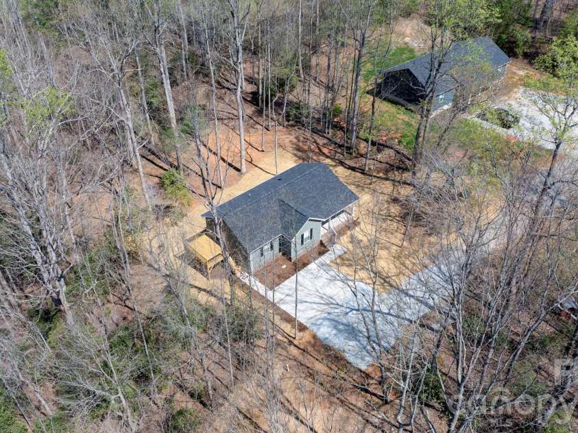 102 Kitchings Drive, Valdese, NC 28690.  MLS# CAR4363724, YatesRealty ID 13218. 