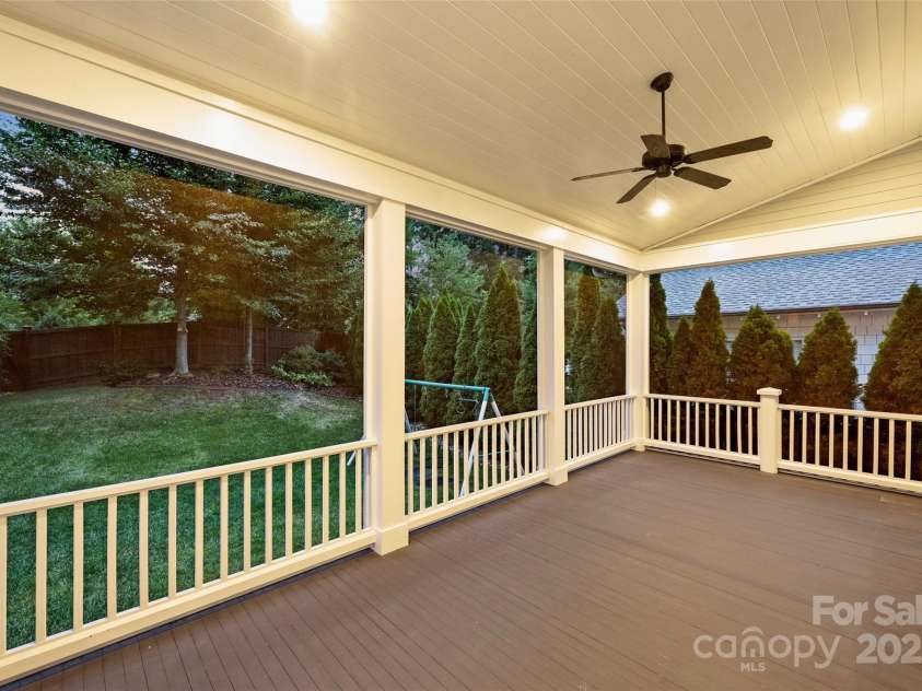 1550 Matthew Mcclure Circle, Davidson, NC 28036.  MLS# CAR4290666, YatesRealty ID 13218. 