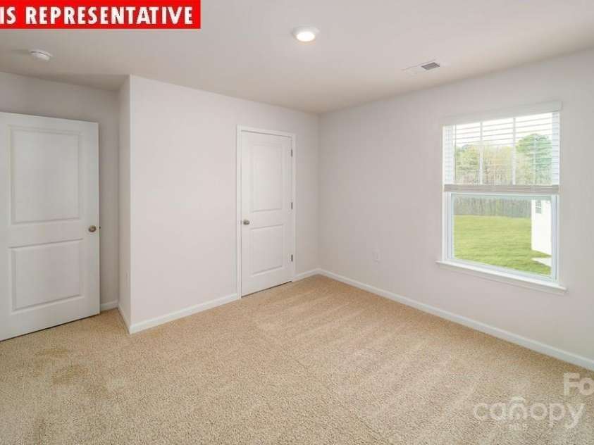 11123 Cardinal Creek Avenue, Charlotte, NC 28215.  MLS# CAR4221240, YatesRealty ID 1322. 